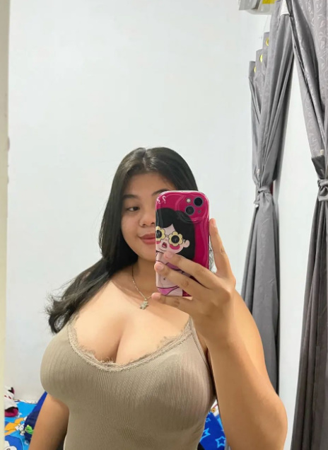 looking makes it hot_60