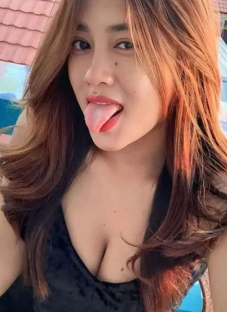 looking makes it hot_60