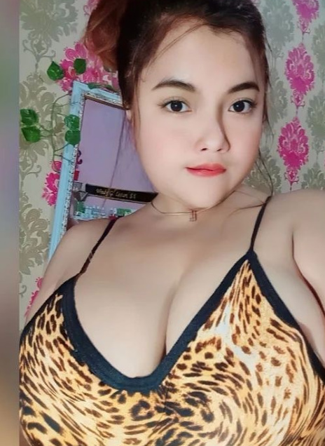 looking makes it hot_60