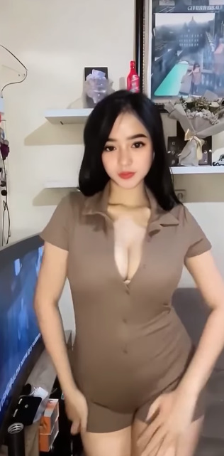 looking makes it hot_60