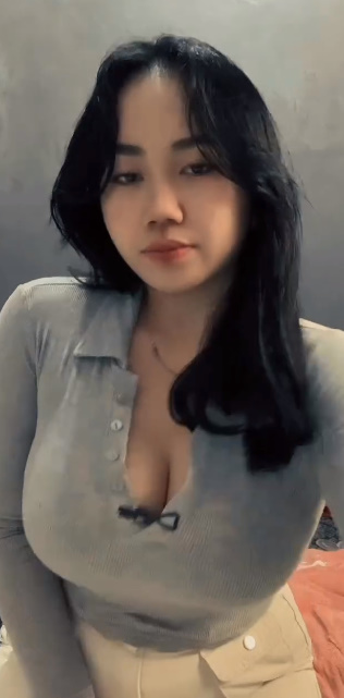 looking makes it hot_60