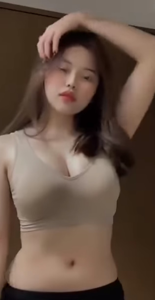 looking makes it hot_60