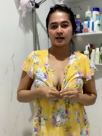 looking makes it hot_61