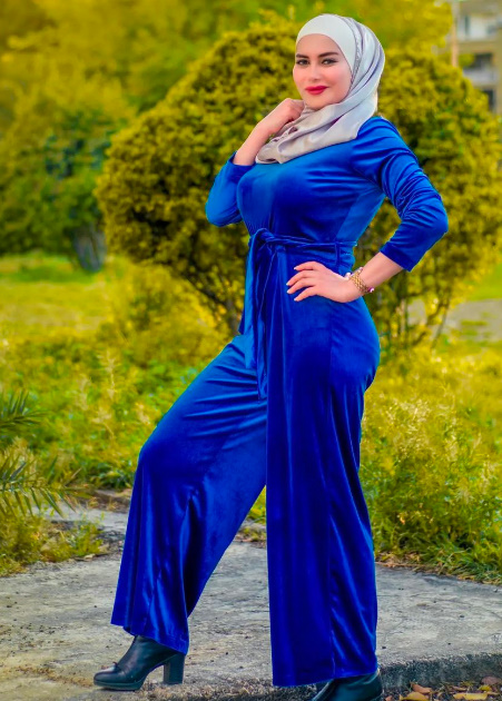 looking makes it hot_63