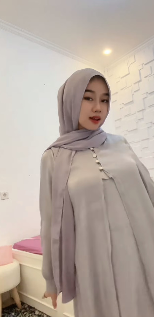 looking makes it hot_63