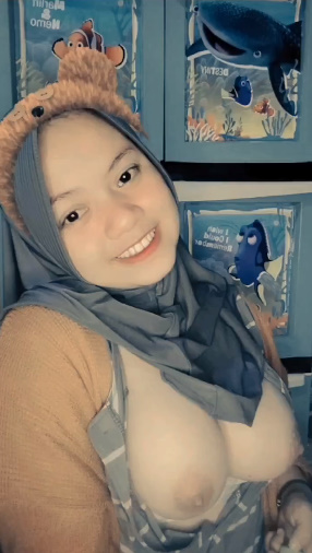 looking makes it hot_64