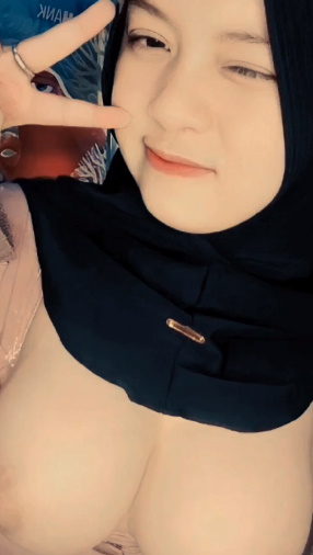 looking makes it hot_64