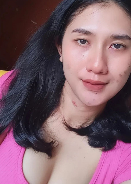 looking makes it hot_64