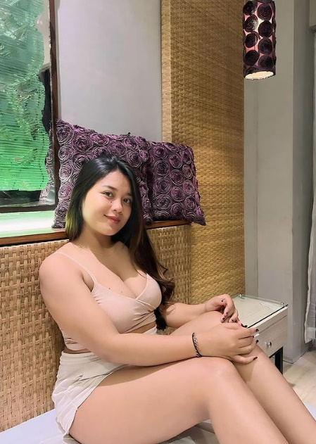 looking makes it hot_64