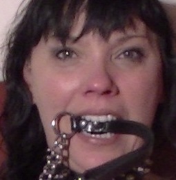 Iris sexy french slut