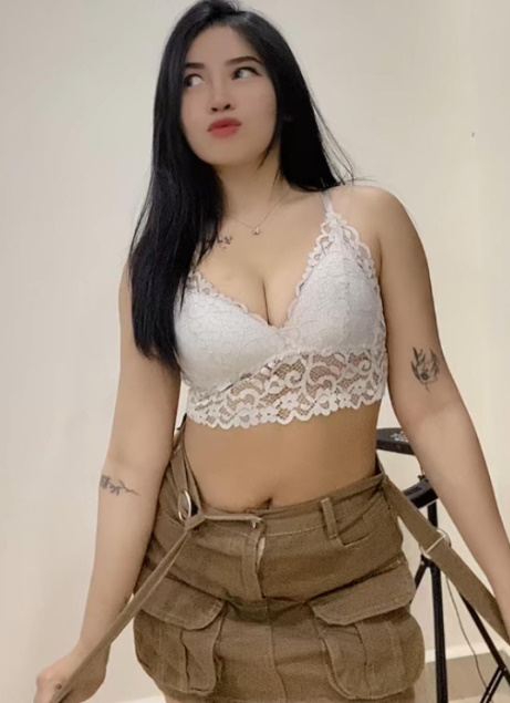 looking makes it hot_65