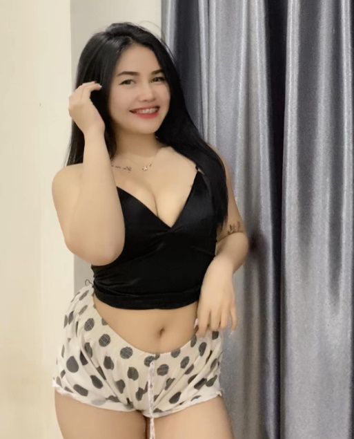 looking makes it hot_65