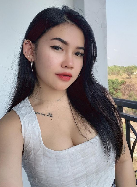 looking makes it hot_65