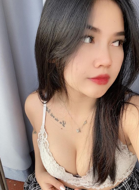 looking makes it hot_65