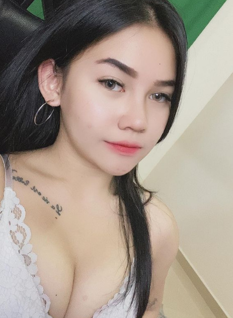 looking makes it hot_65