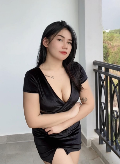 looking makes it hot_65