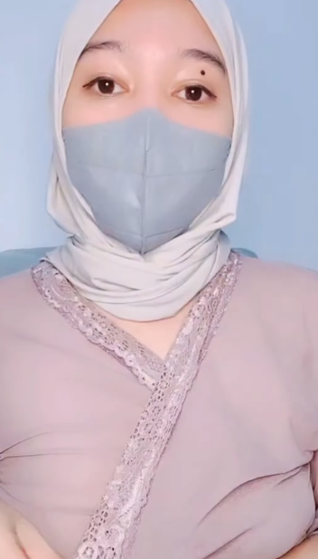 looking makes it hot_66