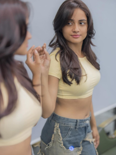 looking makes it hot_69