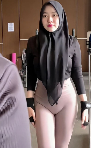 looking makes it hot_72