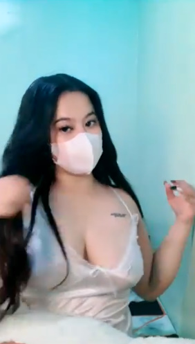 looking makes it hot_74