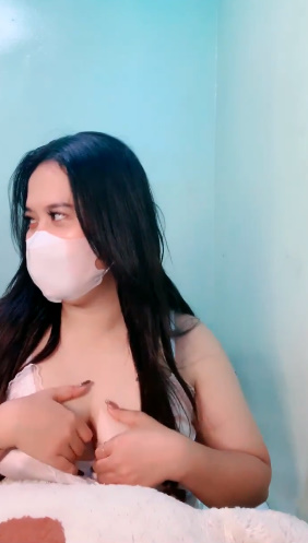 looking makes it hot_74