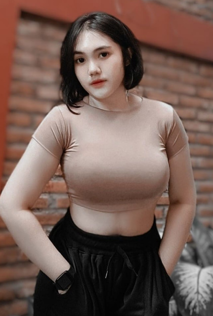 looking makes it hot_76