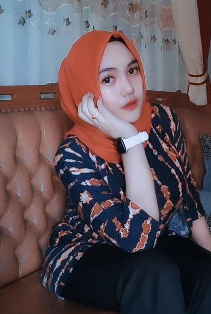 looking makes it hot_76