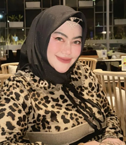 looking makes it hot_77