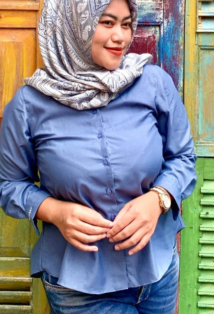 looking makes it hot_77