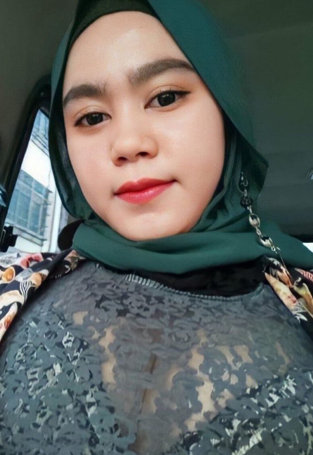 looking makes it hot_77