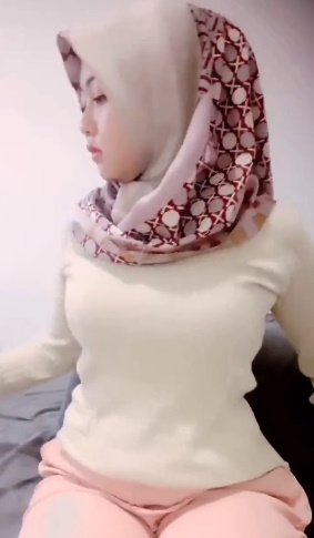 looking makes it hot_80