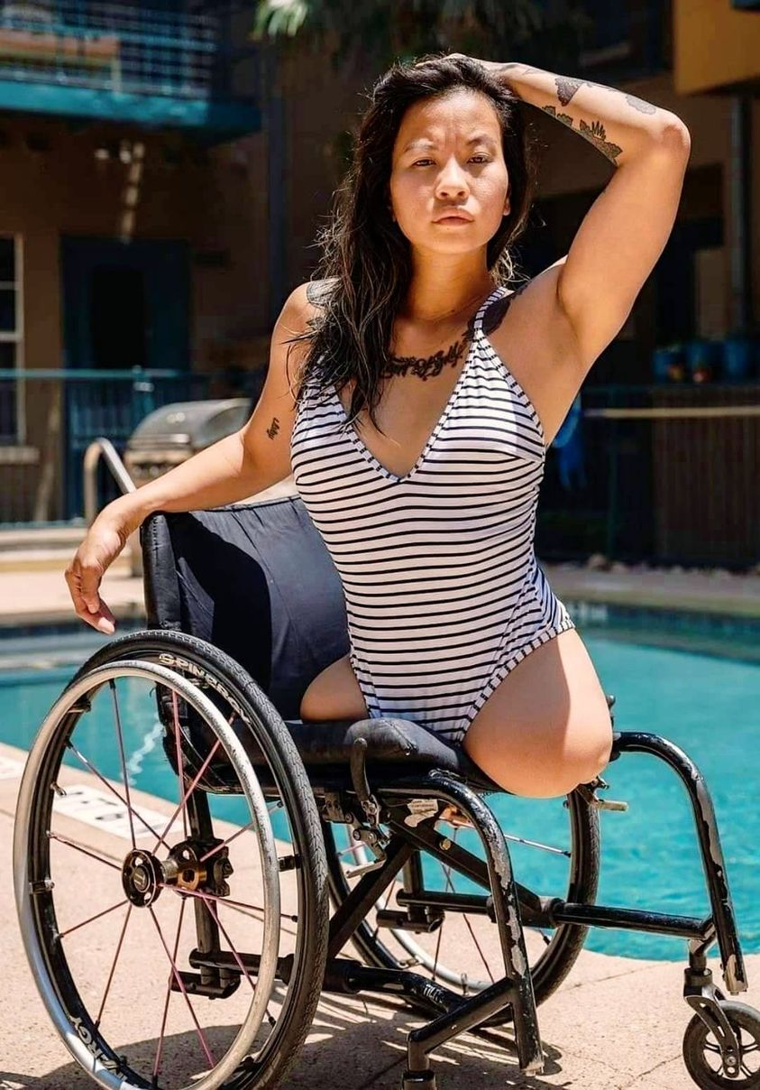 Women in wheelchairs (31 pictures) - Shooshtime