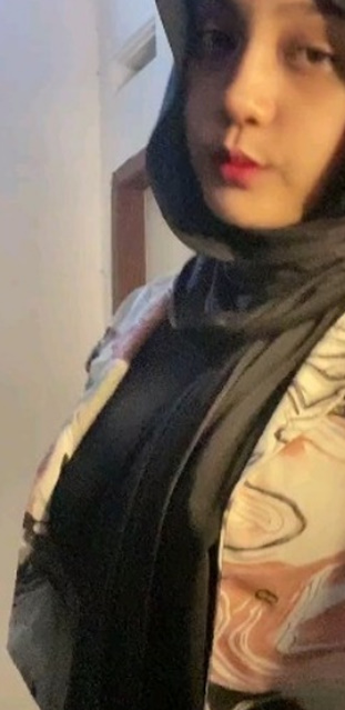 looking makes it hot_82