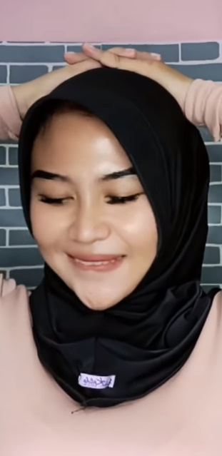 looking makes it hot_82