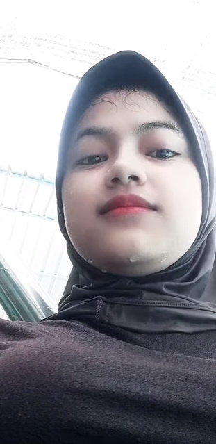 looking makes it hot_82