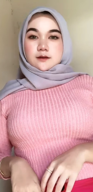 looking makes it hot_82