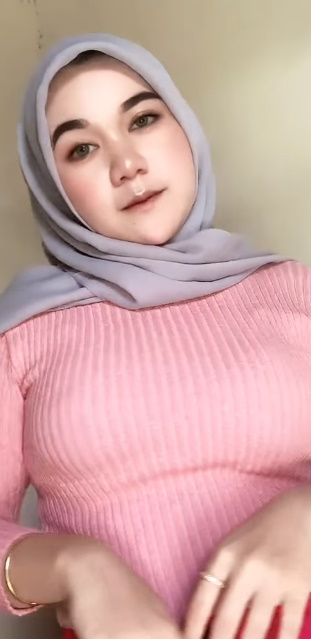 looking makes it hot_82