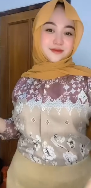 looking makes it hot_82