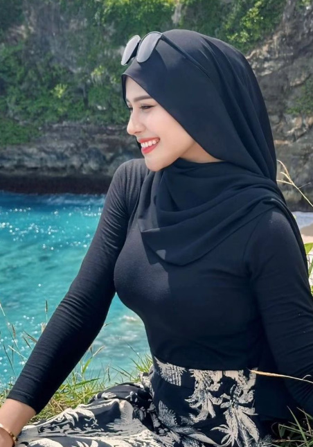 looking makes it hot_83