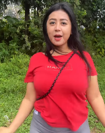 looking makes it hot_84