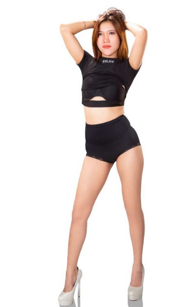 looking makes it hot_86