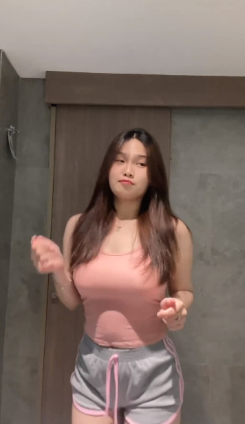 looking makes it hot_87