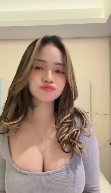 looking makes it hot_87