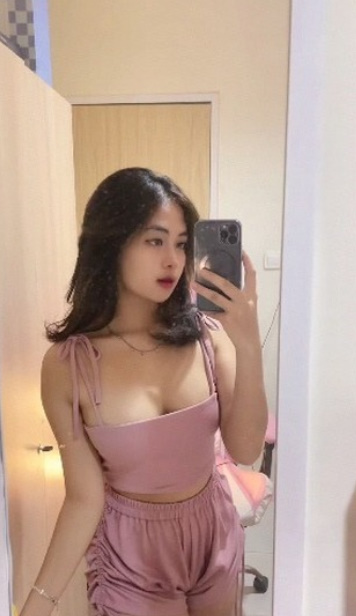 looking makes it hot_87