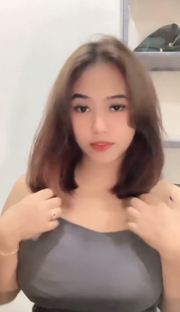 looking makes it hot_87