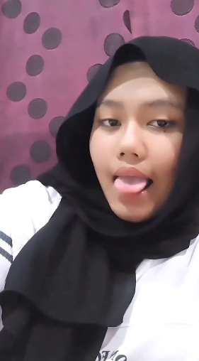 looking makes it hot_88