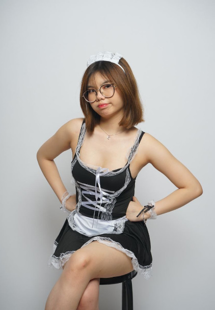 looking makes it hot_88