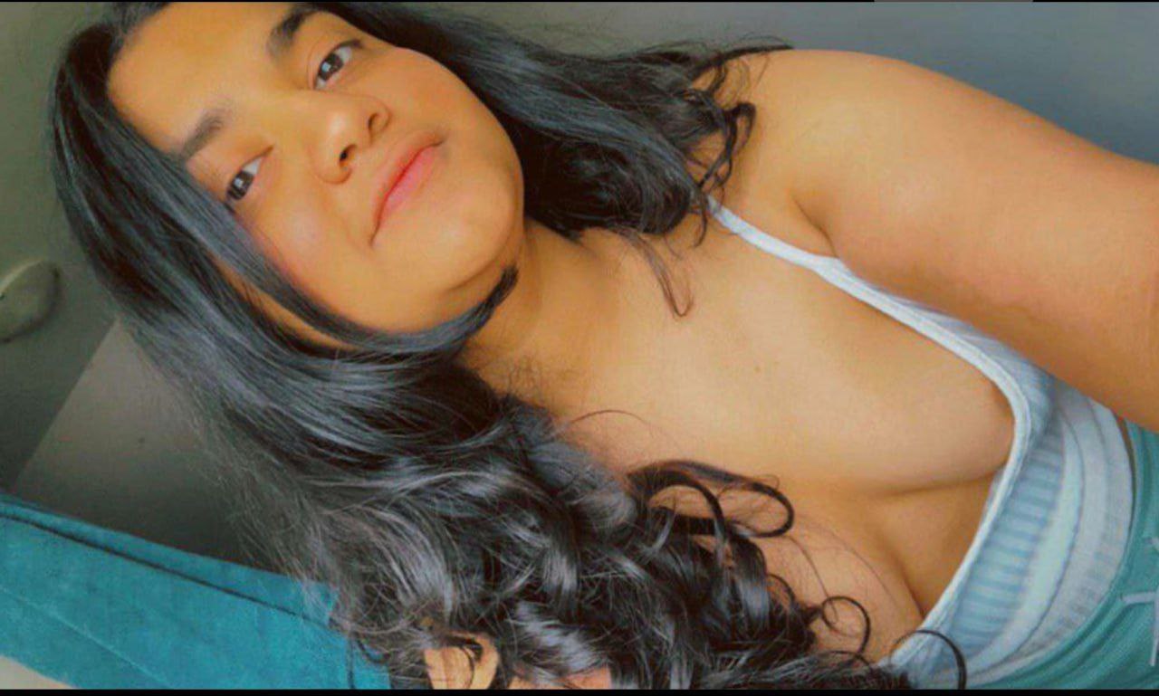 Snapchat Indian girl nude selfies (6 pictures) - Shooshtime