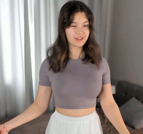 looking makes it hot_89