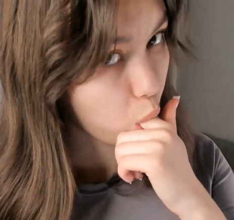 looking makes it hot_89